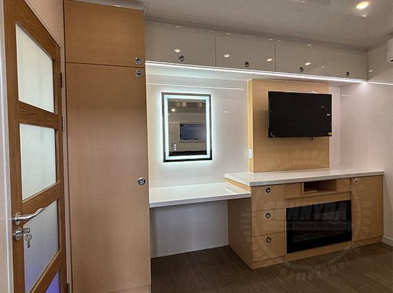 Production Trailer 33