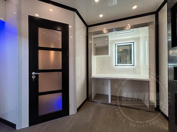 Production Trailer 24